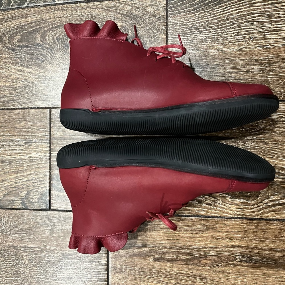 Loints of Holland Rosa lipstick red ankle bootie - Picture 10 of 15